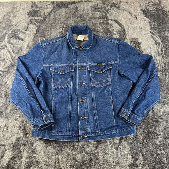 Vtg Wrangler Men's Blue Denim Jacket Sz L Workwear Chore Western Trucker - Picture 1 of 10